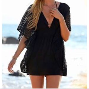 💋💋Victoria’s Secret Plunge Front Caftan Coverup